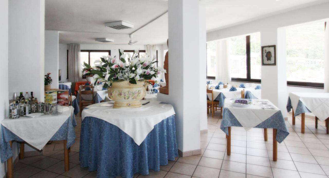 Villaggio Quattro Scogli 3* Capo Vaticano