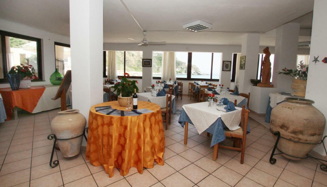 Villaggio Quattro Scogli 3*